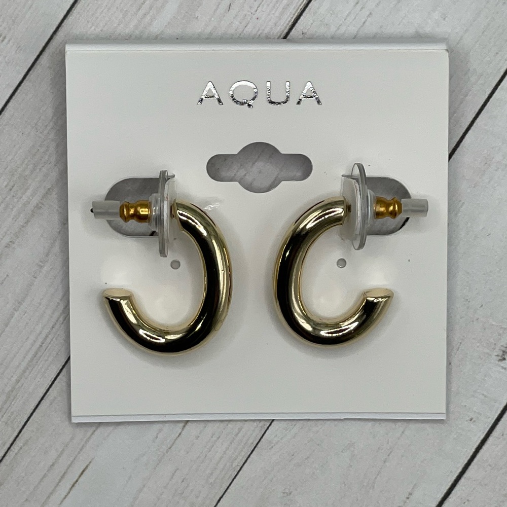 NWT Aqua Brand Gold Semi Hoop Earrings from Bloomingdales's - Picture 8 of 8